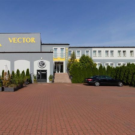 Hotel Vector Тарново Подгорне Екстериор снимка